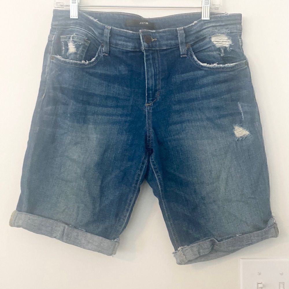 Joe’s Denim Distressed Shorts 28